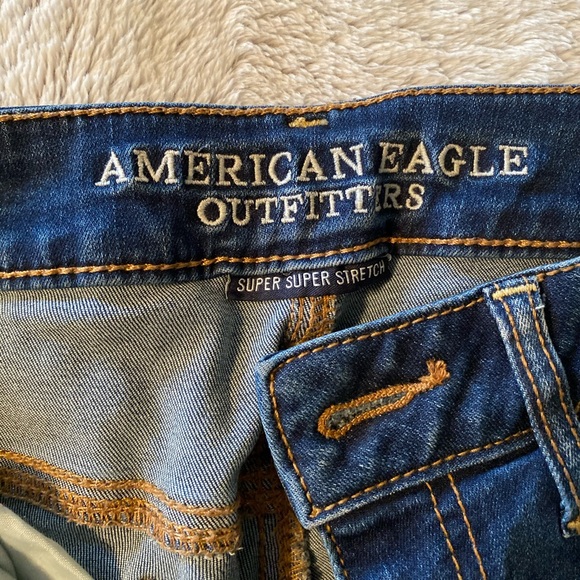 Medium Wash Ripped Jeans - Picture 7 of 7